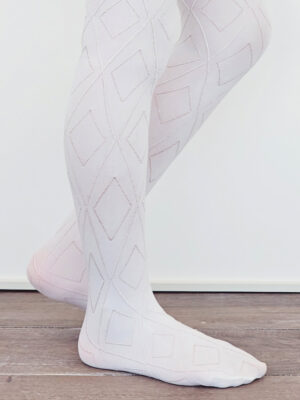 גרביון ילדות מדוגם – דגם מעויינים מחורר | דנייר 70